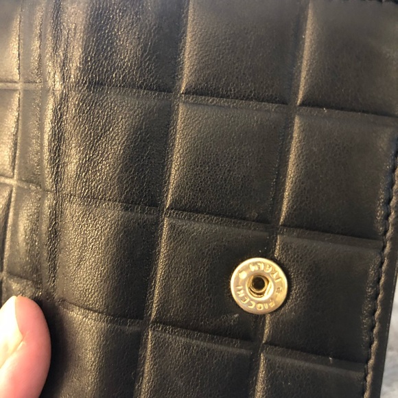 Chanel Caviar Leather Quilted Black six Key Ring Holder with Gold Plate - Picture 6 of 8